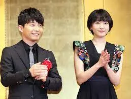 ファンはなぜ新垣結衣(ガッキー)が妊娠中おめでたを気にするのだろうか