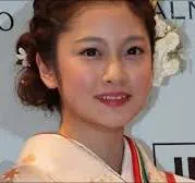 小澤美里（おざみ）は何者？昔の仕事はモデル