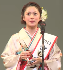 小澤美里（おざみ）は何者？年齢や学歴？整形や身長・体重？